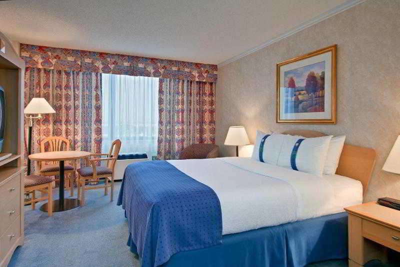 Delta Hotels By Marriott Saguenay Conference Centre Værelse billede